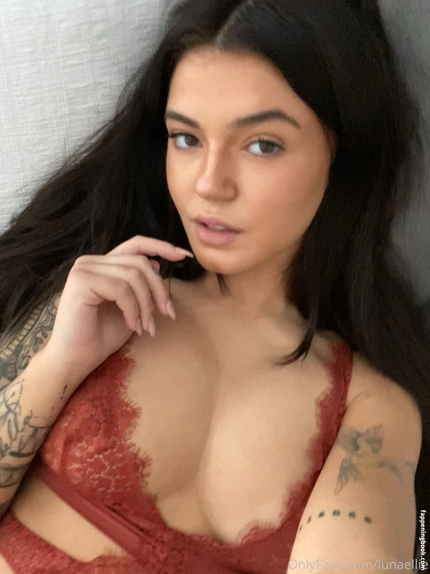 lunaelliee onlyfans the fappening fappeningbook
